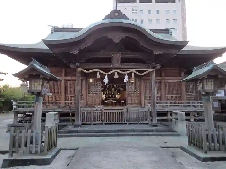 須衛都久神社の本殿・本堂
