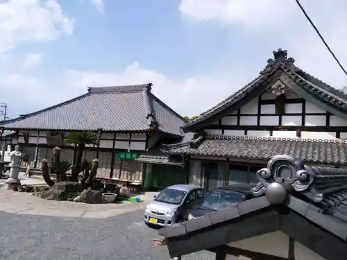 曹源寺の本殿