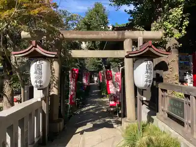 花園稲荷神社の鳥居