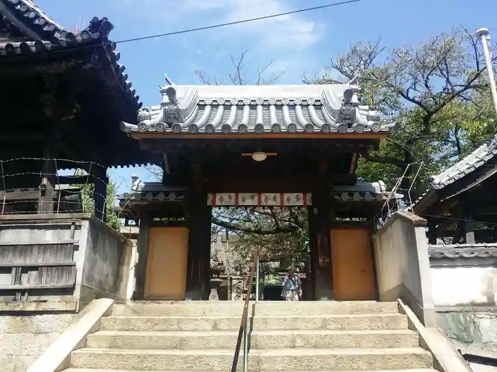 聖天山正圓寺の山門・神門