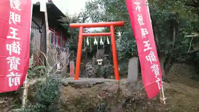 横浜御嶽神社の末社・摂社