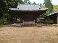 熊野神社の本殿