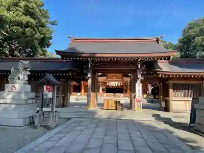 亀ケ池八幡宮の山門・神門