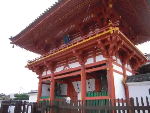 喜光寺の山門・神門