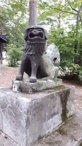 雨紛神社の狛犬