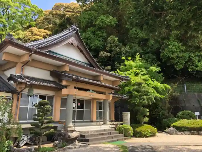 真手山 健福寺の本殿