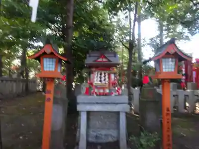 東伏見稲荷神社の末社・摂社