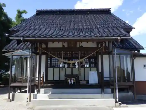 吉倉八幡宮の本殿・本堂