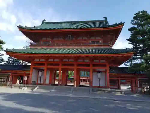 平安神宮の山門・神門