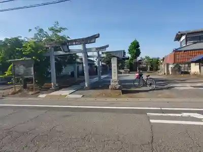 白山神社（千代田町萱野）(群馬県)