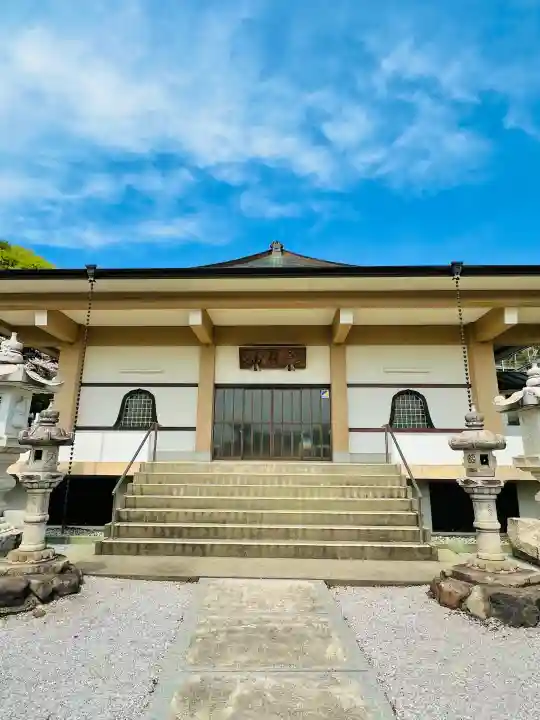 清雲寺の{uncategorized: "未分類", other: "その他", undefined: "問題あり", building: "その他建物", grave: "お墓", sacred_gate: "鳥居", guardian: "狛犬", statue: "像", buddha: "仏像", history: "歴史", nature: "自然", garden: "庭園", animal: "動物", pagoda: "塔", temizu: "手水舎", mountain_gate: "山門・神門", sanctuary: "本殿・本堂", subordinate: "末社・摂社", art: "芸術", scenery: "景色", jizo: "地蔵", ema: "絵馬", goshuin: "御朱印", omikuji: "おみくじ", items: "授与品その他", amulet: "お守り", goshuincho: "御朱印帳", eats: "食事", festival: "お祭り", votive_dance: "神楽", shichigosan: "七五三参", wedding: "結婚式", experience: "体験その他", initially: "初詣", around: "周辺", anti_infection: "感染症対策"}