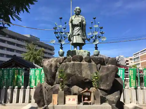 四天王寺の像