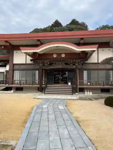 覚天寺の{uncategorized: "未分類", other: "その他", undefined: "問題あり", building: "その他建物", grave: "お墓", sacred_gate: "鳥居", guardian: "狛犬", statue: "像", buddha: "仏像", history: "歴史", nature: "自然", garden: "庭園", animal: "動物", pagoda: "塔", temizu: "手水舎", mountain_gate: "山門・神門", sanctuary: "本殿・本堂", subordinate: "末社・摂社", art: "芸術", scenery: "景色", jizo: "地蔵", ema: "絵馬", goshuin: "御朱印", omikuji: "おみくじ", items: "授与品その他", amulet: "お守り", goshuincho: "御朱印帳", eats: "食事", festival: "お祭り", votive_dance: "神楽", shichigosan: "七五三参", wedding: "結婚式", experience: "体験その他", initially: "初詣", around: "周辺", anti_infection: "感染症対策"}