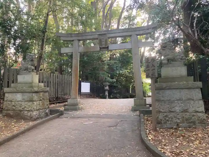 平塚八幡宮の鳥居