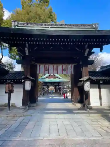 白峯神宮の{uncategorized: "未分類", other: "その他", undefined: "問題あり", building: "その他建物", grave: "お墓", sacred_gate: "鳥居", guardian: "狛犬", statue: "像", buddha: "仏像", history: "歴史", nature: "自然", garden: "庭園", animal: "動物", pagoda: "塔", temizu: "手水舎", mountain_gate: "山門・神門", sanctuary: "本殿・本堂", subordinate: "末社・摂社", art: "芸術", scenery: "景色", jizo: "地蔵", ema: "絵馬", goshuin: "御朱印", omikuji: "おみくじ", items: "授与品その他", amulet: "お守り", goshuincho: "御朱印帳", eats: "食事", festival: "お祭り", votive_dance: "神楽", shichigosan: "七五三参", wedding: "結婚式", experience: "体験その他", initially: "初詣", around: "周辺", anti_infection: "感染症対策"}