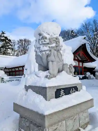 北海道護國神社の狛犬