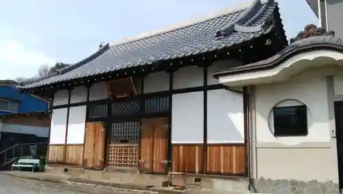 薬王寺の本殿・本堂