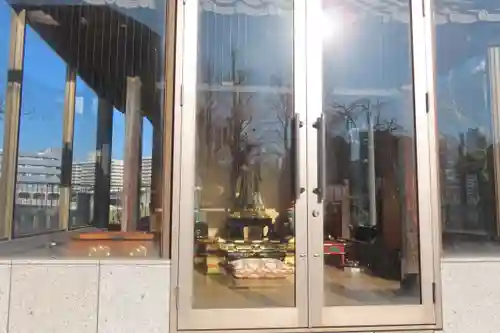 木母寺の本殿・本堂