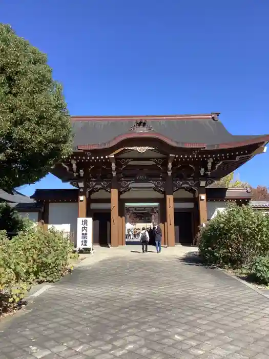 真宗大谷派名古屋別院の山門