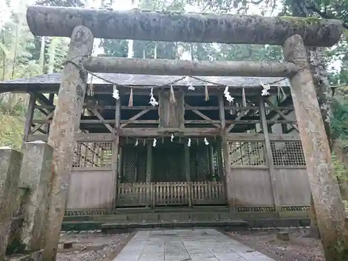 須波阿湏疑神社の鳥居