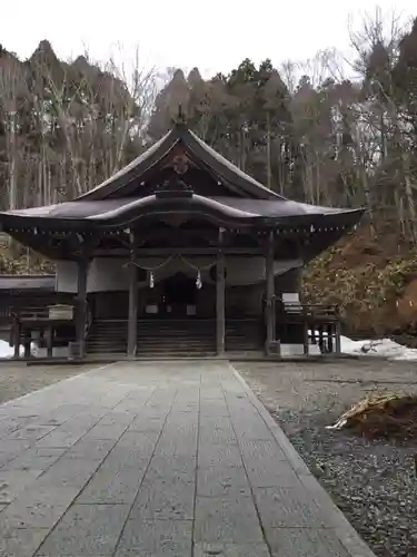 戸隠神社中社の本殿