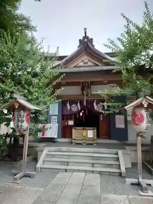 穏田神社の本殿・本堂