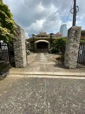 金地院の山門・神門