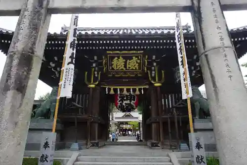 櫛田神社の山門