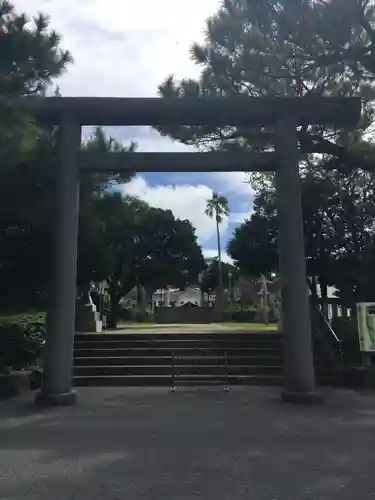 沖縄県護国神社の鳥居