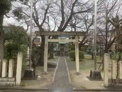 大和神社の鳥居