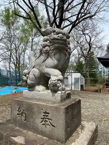 愛國神社の狛犬