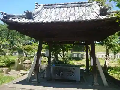 八幡神社の手水舎