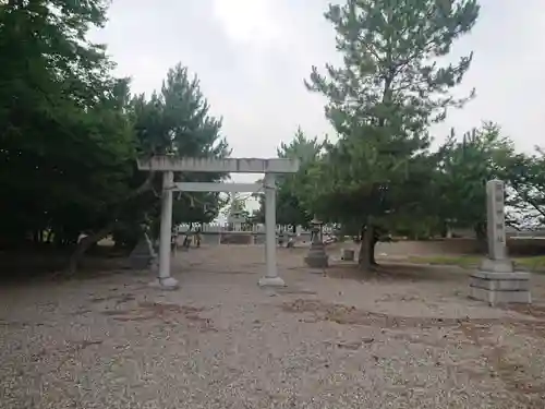 鍋田神明社の鳥居