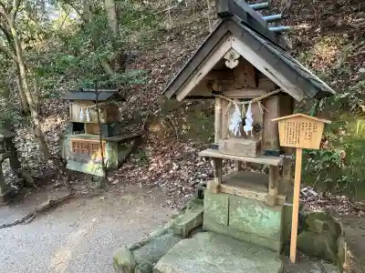 玉作湯神社の{uncategorized: "未分類", other: "その他", undefined: "問題あり", building: "その他建物", grave: "お墓", sacred_gate: "鳥居", guardian: "狛犬", statue: "像", buddha: "仏像", history: "歴史", nature: "自然", garden: "庭園", animal: "動物", pagoda: "塔", temizu: "手水舎", mountain_gate: "山門・神門", sanctuary: "本殿・本堂", subordinate: "末社・摂社", art: "芸術", scenery: "景色", jizo: "地蔵", ema: "絵馬", goshuin: "御朱印", omikuji: "おみくじ", items: "授与品その他", amulet: "お守り", goshuincho: "御朱印帳", eats: "食事", festival: "お祭り", votive_dance: "神楽", shichigosan: "七五三参", wedding: "結婚式", experience: "体験その他", initially: "初詣", around: "周辺", anti_infection: "感染症対策"}