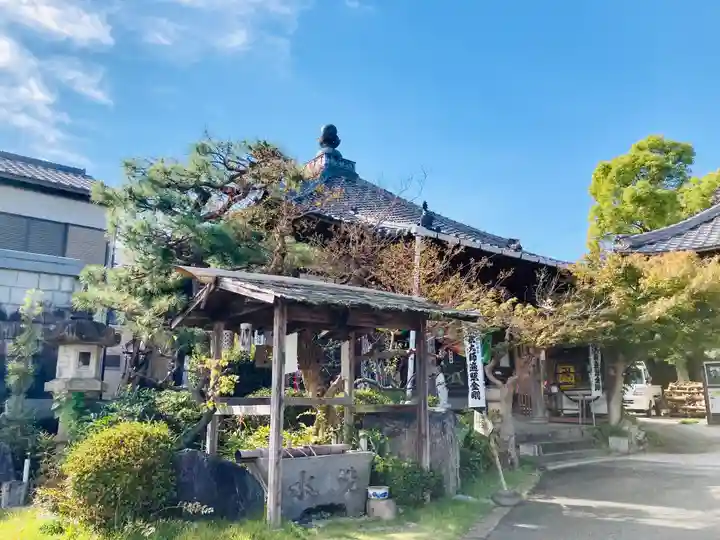 極楽寺の手水舎