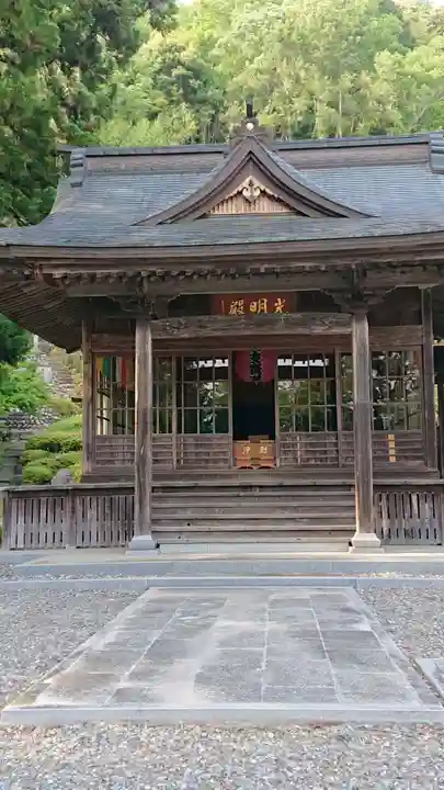 光明寺の本殿・本堂