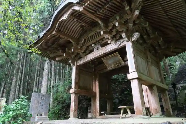 岩屋寺の山門・神門
