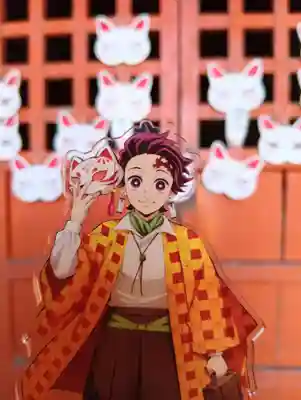 春と秋にはコスプレヤーさんのイベントがあると近くのカフェで教えていただきました。
こちらの神社も、コスプレヤーさんが集結するそうです。