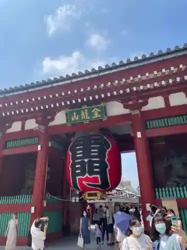 浅草寺の山門