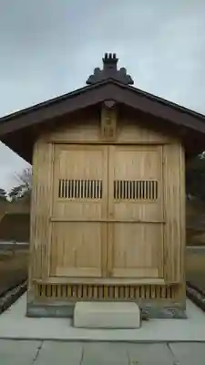 西久保稲荷神社の本殿・本堂