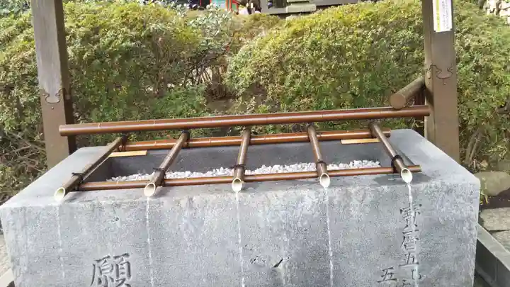 千葉神社の手水舎