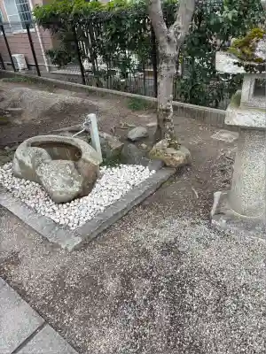 九頭大明神の手水舎