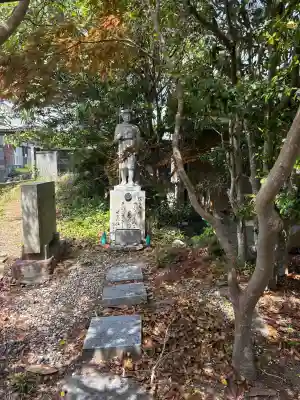 魚養山 大光院の{uncategorized: "未分類", other: "その他", undefined: "問題あり", building: "その他建物", grave: "お墓", sacred_gate: "鳥居", guardian: "狛犬", statue: "像", buddha: "仏像", history: "歴史", nature: "自然", garden: "庭園", animal: "動物", pagoda: "塔", temizu: "手水舎", mountain_gate: "山門・神門", sanctuary: "本殿・本堂", subordinate: "末社・摂社", art: "芸術", scenery: "景色", jizo: "地蔵", ema: "絵馬", goshuin: "御朱印", omikuji: "おみくじ", items: "授与品その他", amulet: "お守り", goshuincho: "御朱印帳", eats: "食事", festival: "お祭り", votive_dance: "神楽", shichigosan: "七五三参", wedding: "結婚式", experience: "体験その他", initially: "初詣", around: "周辺", anti_infection: "感染症対策"}
