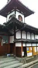 光専寺の山門