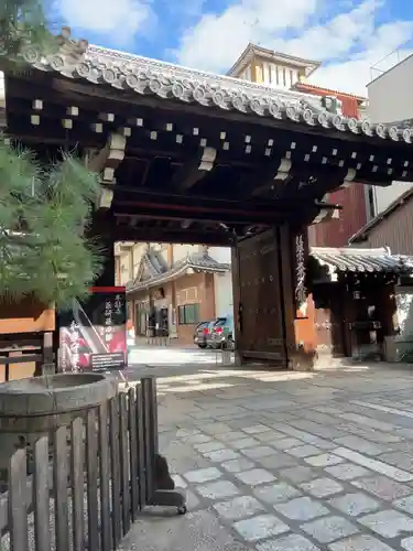 本能寺の山門