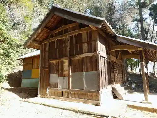 淡洲神社（山田）の{uncategorized: "未分類", other: "その他", undefined: "問題あり", building: "その他建物", grave: "お墓", sacred_gate: "鳥居", guardian: "狛犬", statue: "像", buddha: "仏像", history: "歴史", nature: "自然", garden: "庭園", animal: "動物", pagoda: "塔", temizu: "手水舎", mountain_gate: "山門・神門", sanctuary: "本殿・本堂", subordinate: "末社・摂社", art: "芸術", scenery: "景色", jizo: "地蔵", ema: "絵馬", goshuin: "御朱印", omikuji: "おみくじ", items: "授与品その他", amulet: "お守り", goshuincho: "御朱印帳", eats: "食事", festival: "お祭り", votive_dance: "神楽", shichigosan: "七五三参", wedding: "結婚式", experience: "体験その他", initially: "初詣", around: "周辺", anti_infection: "感染症対策"}