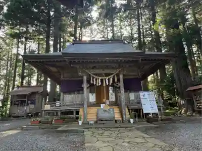 坪沼八幡神社の本殿・本堂