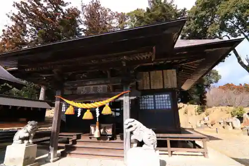 長屋神社の本殿