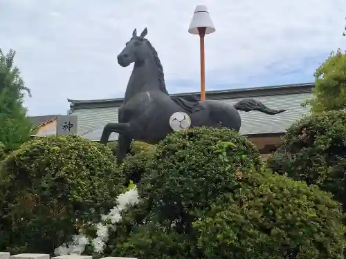 中島惣社の{uncategorized: "未分類", other: "その他", undefined: "問題あり", building: "その他建物", grave: "お墓", sacred_gate: "鳥居", guardian: "狛犬", statue: "像", buddha: "仏像", history: "歴史", nature: "自然", garden: "庭園", animal: "動物", pagoda: "塔", temizu: "手水舎", mountain_gate: "山門・神門", sanctuary: "本殿・本堂", subordinate: "末社・摂社", art: "芸術", scenery: "景色", jizo: "地蔵", ema: "絵馬", goshuin: "御朱印", omikuji: "おみくじ", items: "授与品その他", amulet: "お守り", goshuincho: "御朱印帳", eats: "食事", festival: "お祭り", votive_dance: "神楽", shichigosan: "七五三参", wedding: "結婚式", experience: "体験その他", initially: "初詣", around: "周辺", anti_infection: "感染症対策"}