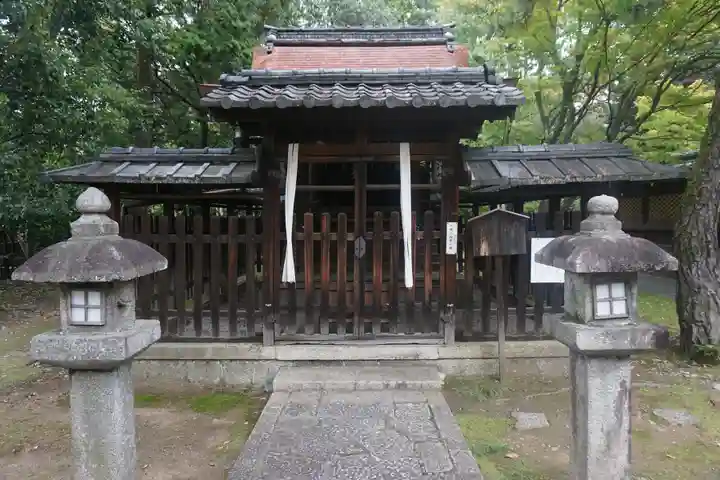 新日吉神宮の末社・摂社